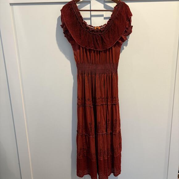 Sakkas Dress Womens Free Size Red Boho Embroidered Smocked Festival India - Picture 1 of 13
